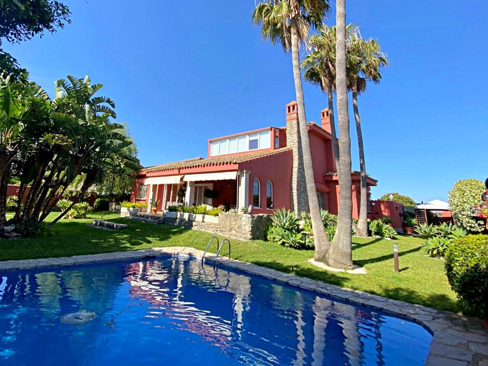 Villa i Chiclana De La Frontera, Cadiz - bilde 1